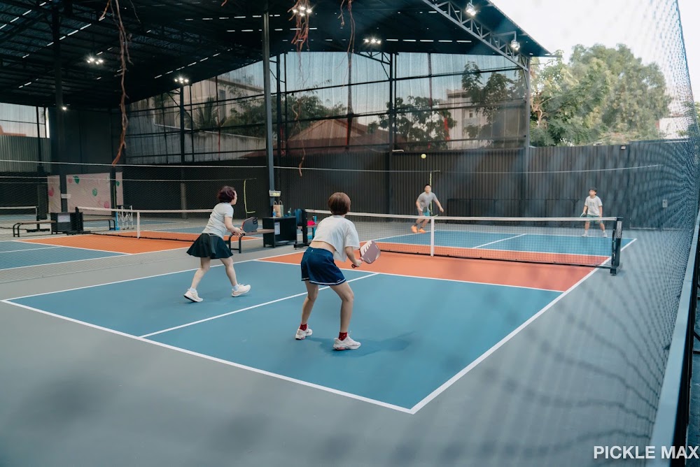 Mega Pickleball